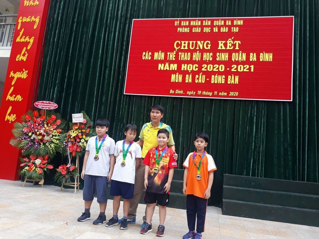 Trường Tiểu học Kim Đồng đạt 1 Huy chương Đồng môn Bóng bàn trong giải Thi đấu thể thao học sinh phổ thông Quận Ba Đình