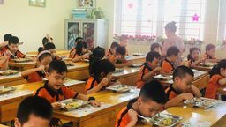 Công tác bán trú của trường Tiểu học Kim Đồng