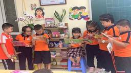 "Góc thư viện lớp" - Mô hình góp phần xây dựng văn hóa đọc của Liên đội Trường Tiểu Học Kim Đồng