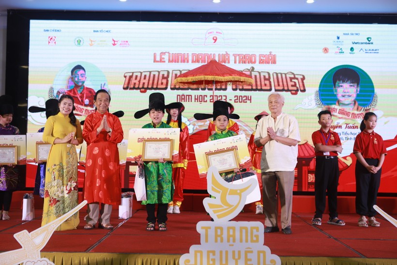 Học sinh quận Ba Đình đoạt giải cao tại Cuộc thi Trạng nguyên tiếng Việt năm học 2023-2024 -0